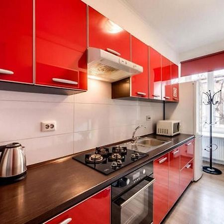 Apartment In The Center Of "Opera" Lviv Exterior photo